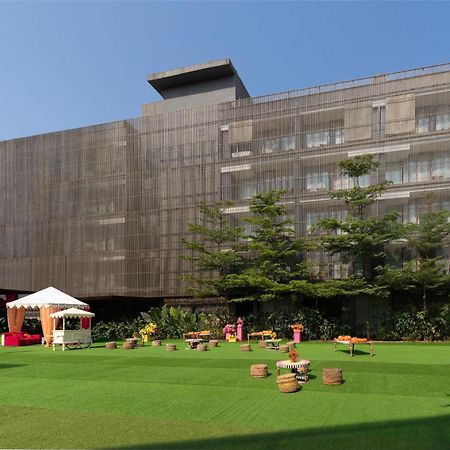 Radisson Resort And Spa Lonavala Exteriör bild