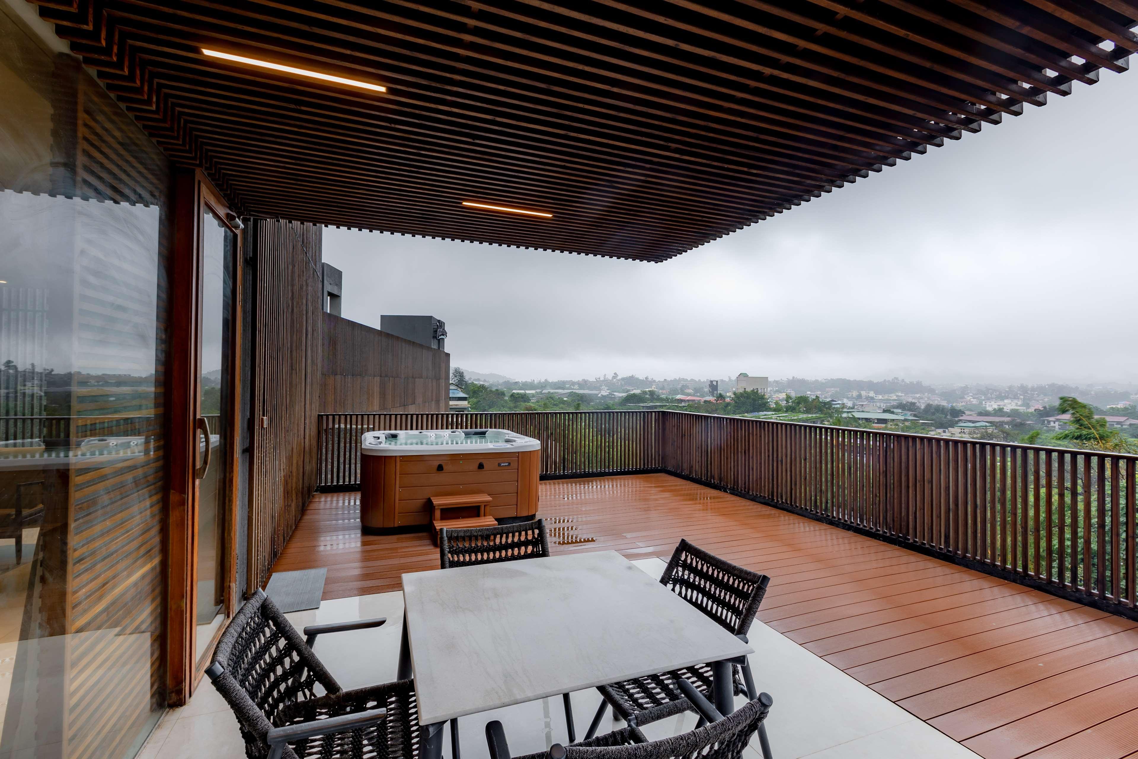 Radisson Resort And Spa Lonavala Exteriör bild A rooftop terrace