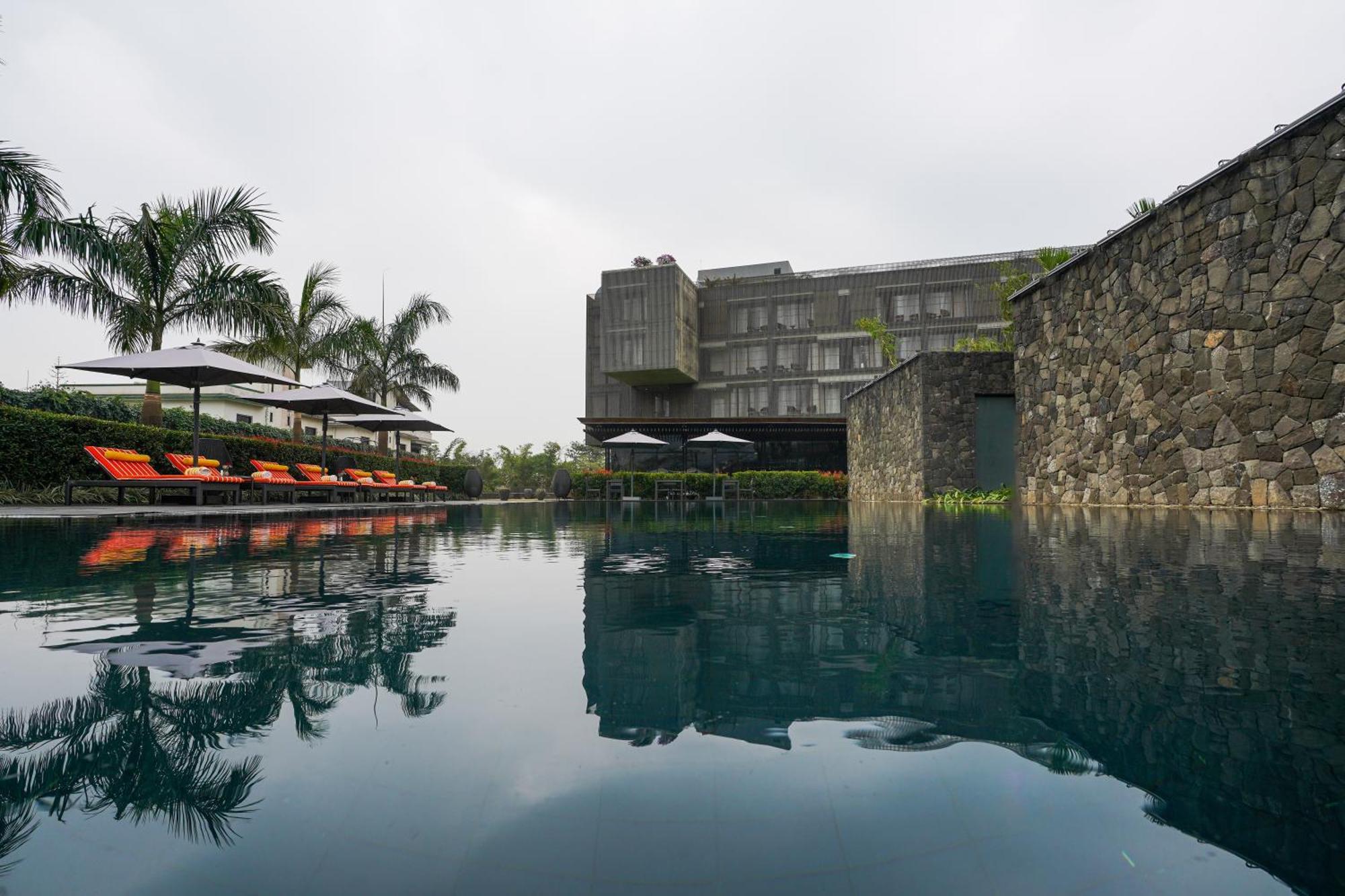 Radisson Resort And Spa Lonavala Exteriör bild The Park, Hyderabad