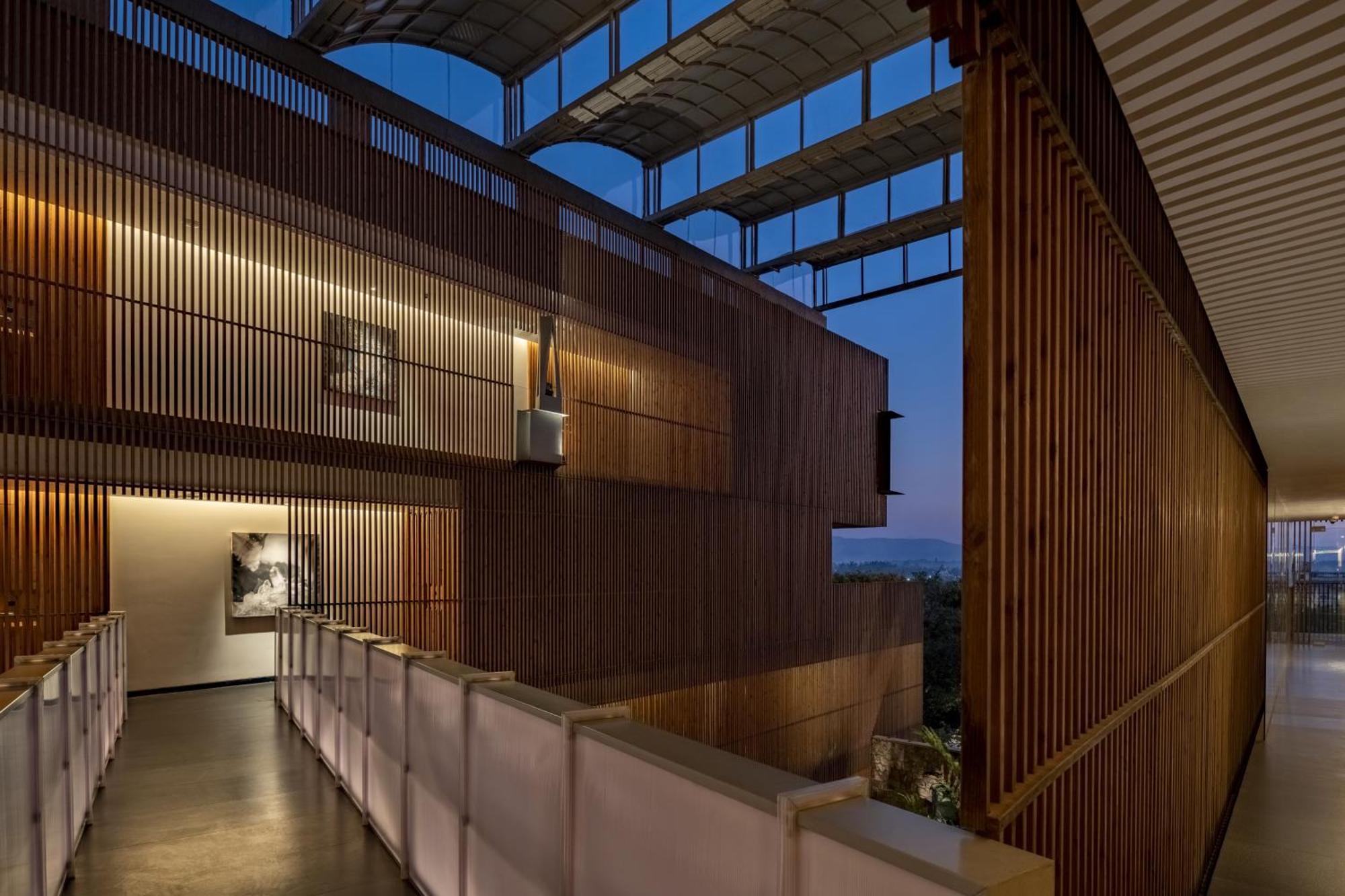 Radisson Resort And Spa Lonavala Exteriör bild Interior of the building