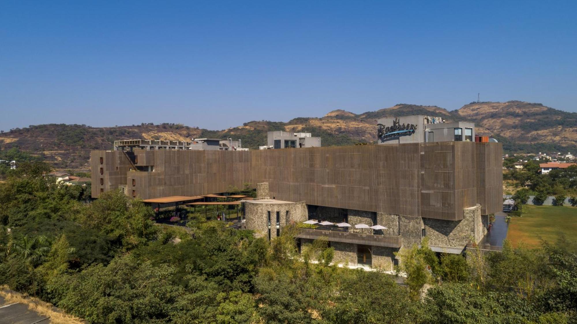 Radisson Resort And Spa Lonavala Exteriör bild The Skanderbeg Square